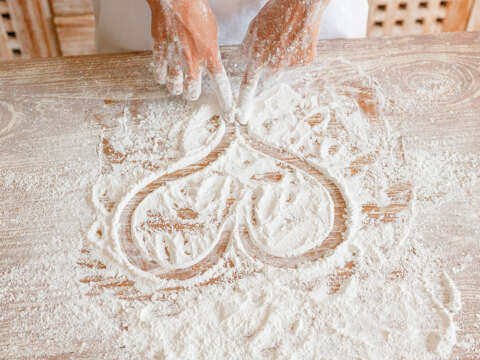 Flour heart